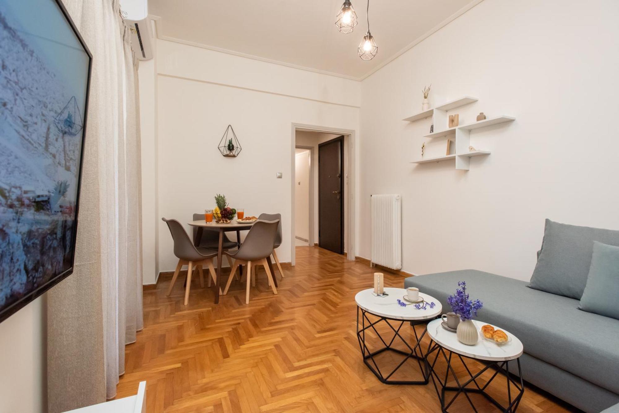 One-Bedroom Apartment