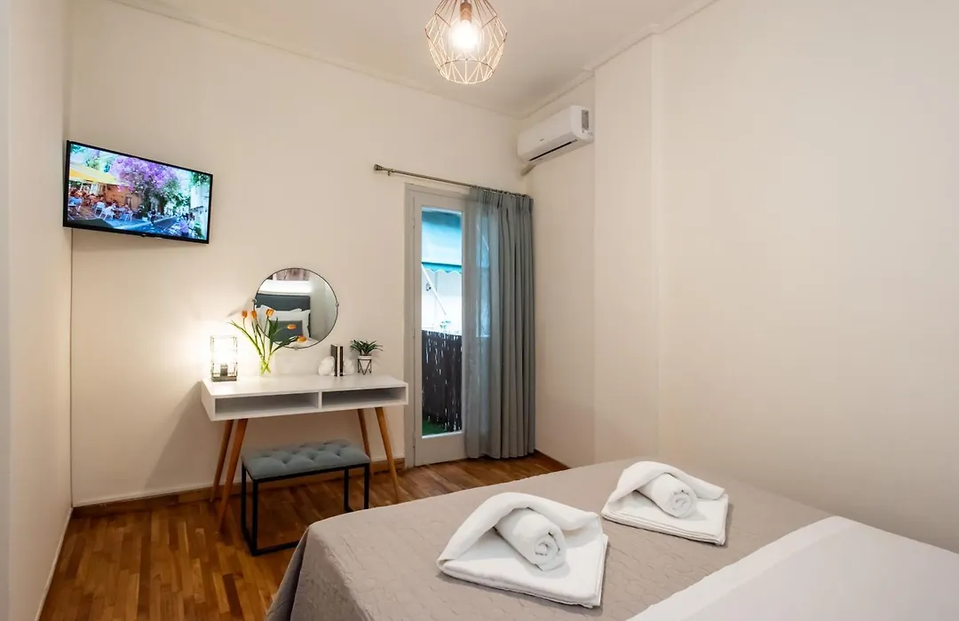 Relax Apartment Under Acropolis-1